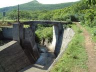 雄子沢への排水溝