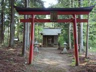 山頂の出羽神社